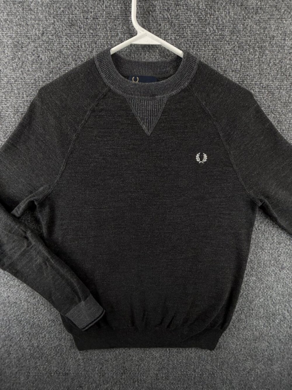 Fred Perry XS Gray Pullover Sweater Men Knit Preppy Logo Cotton Stretch Classic